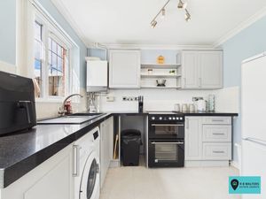 Kitchen- click for photo gallery